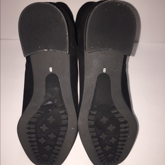 BRAND NEW Aquatalia black suede bootie - Picture 4 of 5